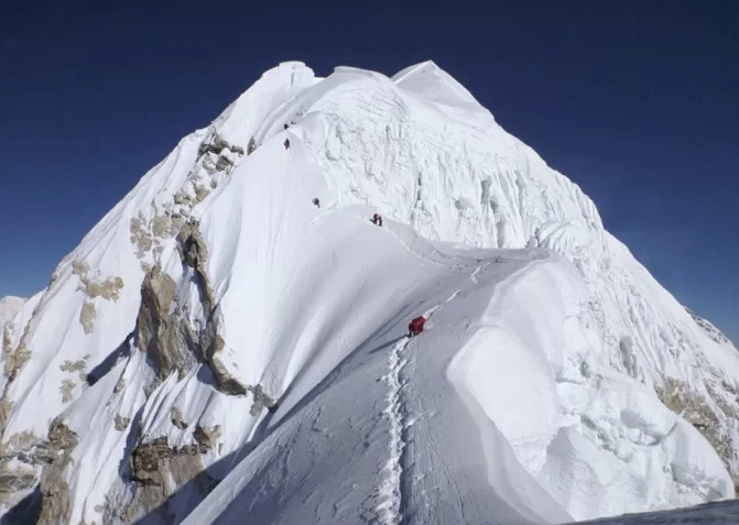 Baruntse Expedition (7,162m)